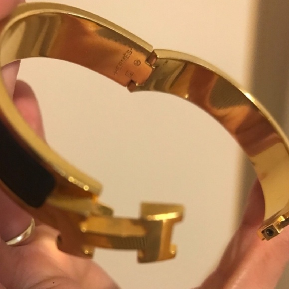 Hermes Accessories - Hermes PM clic clac bracelet